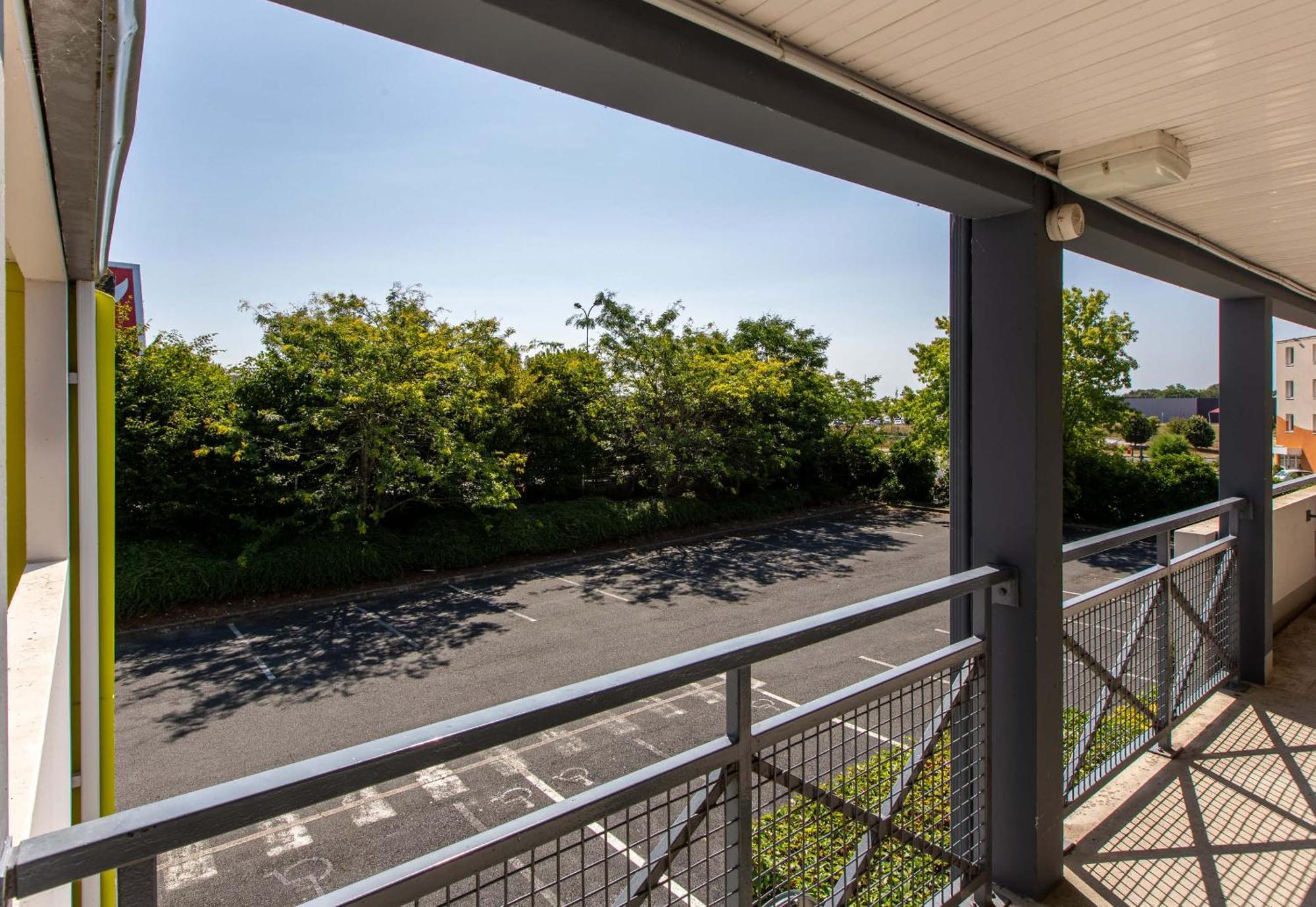 Déols B&B Hotel Chateauroux Aeroport מראה חיצוני תמונה